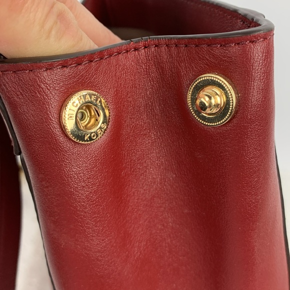 Michael Kors Whitney Leather Backpack Purse Gold chain Brick red New NWOT - Picture 12 of 17